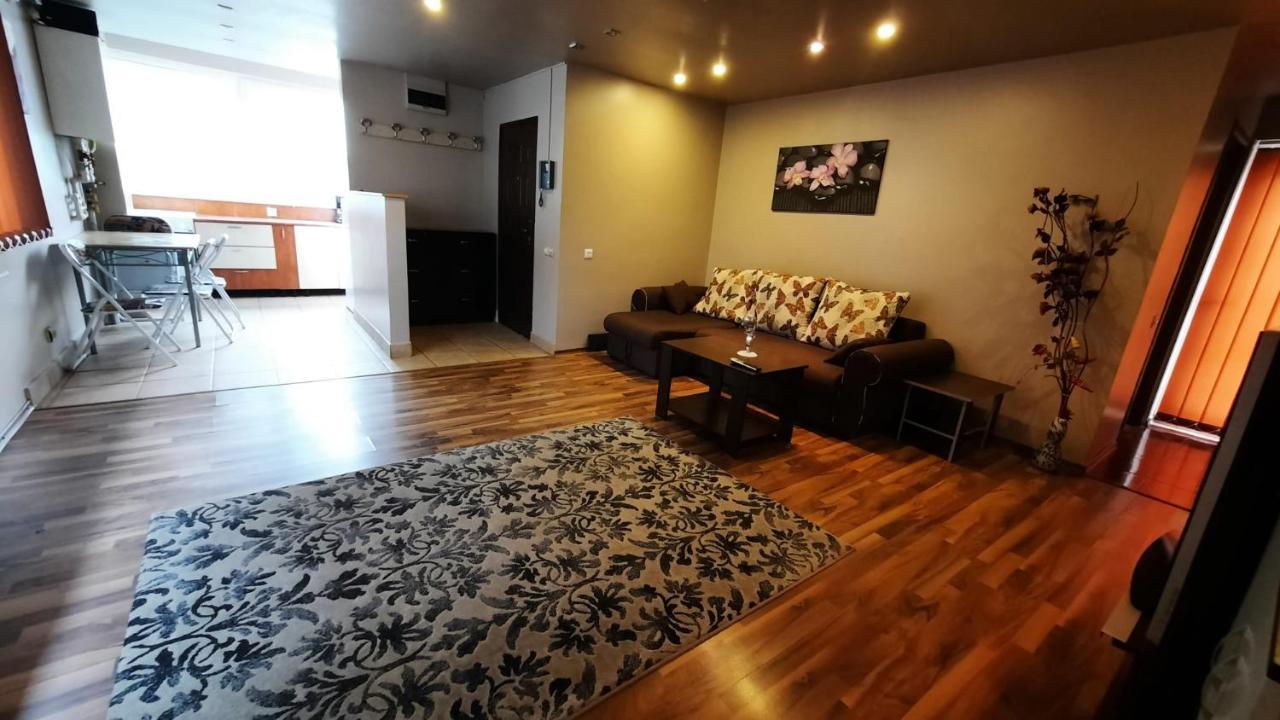 Apartament Laurentiu - Etaj.1 부쿠레슈티 외부 사진