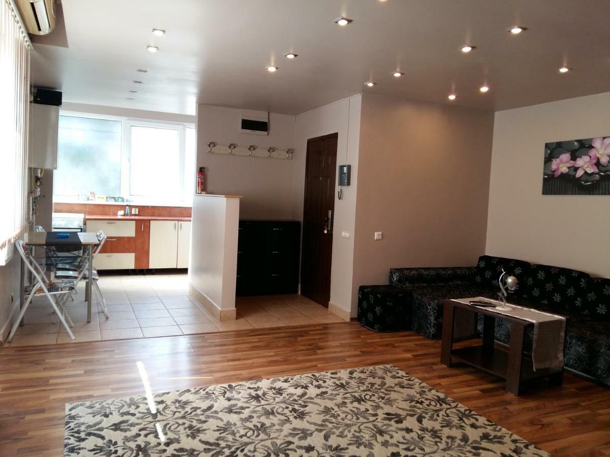 Apartament Laurentiu - Etaj.1 부쿠레슈티 외부 사진